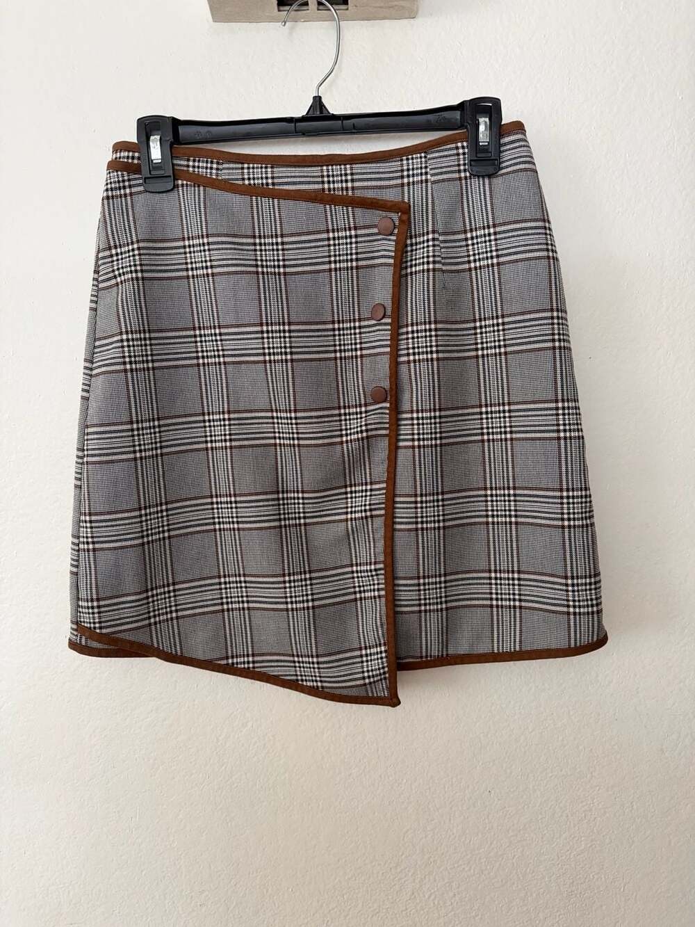 Ladies Plaid Mini Skirt with Brown Trim and Button Detail Size M